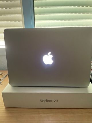 Macbook air 2017 (13-inch)