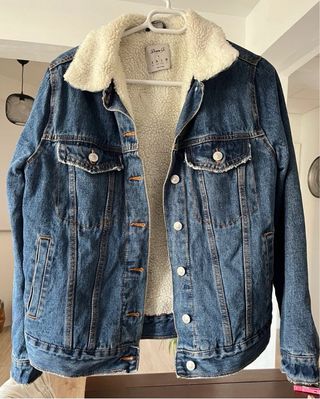 Chaqueta tejana con borreguillo por dentro