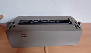 MÁQUINA ESCRIBIR ELÉCTRICA IBM VINTAGE