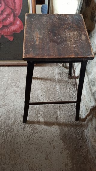 Taburete de hierro industrial
