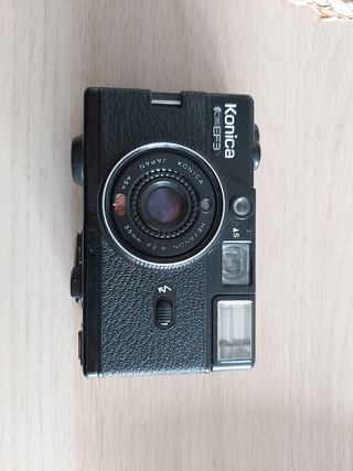 Cámara de fotos Konica C35EF3