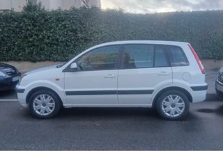 Ford Fusion 2011