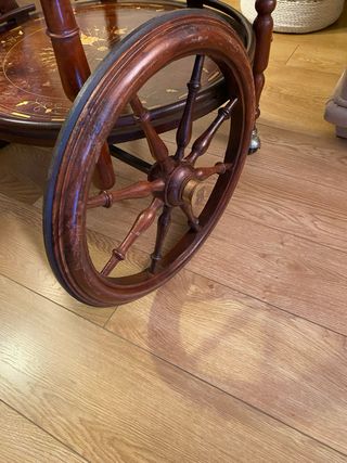 Mesa de cafe antigua UNICA