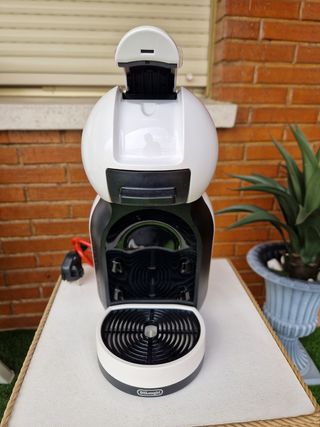 Cafetera Nescafe Dolce Gusto