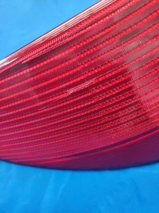 Piloto trasero izquierdo Peugeot 206