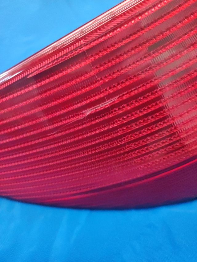 Piloto trasero izquierdo Peugeot 206