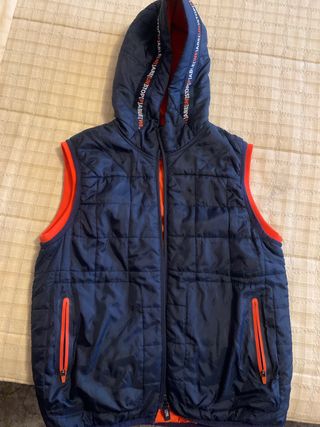 Chaleco niño Zara