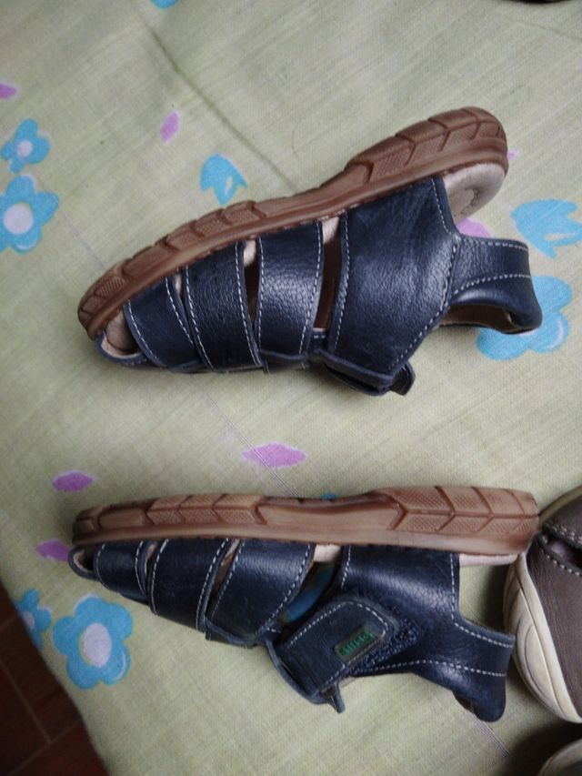 Lote   ZAPATILLAS(ver fotos )biomecanic22,Adidas .