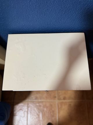 MESITA DE NOCHE BLANCA ORIENTAL