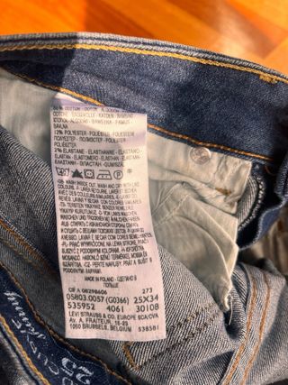 Pantalón vaquero Levis Vintage 60s