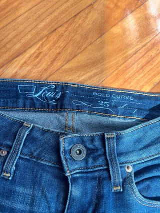 Pantalón vaquero Levis Vintage 60s