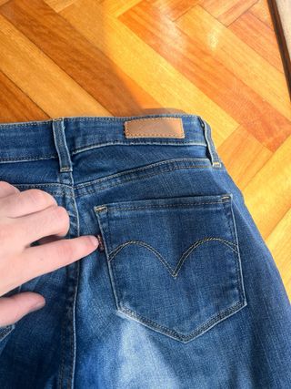 Pantalón vaquero Levis Vintage 60s