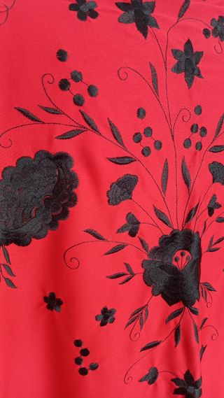 MANTONCILLO BORDADO FLORES