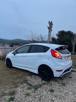 Ford Fiesta 2016