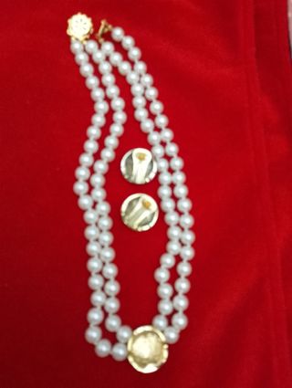 Collar perlas anudadas