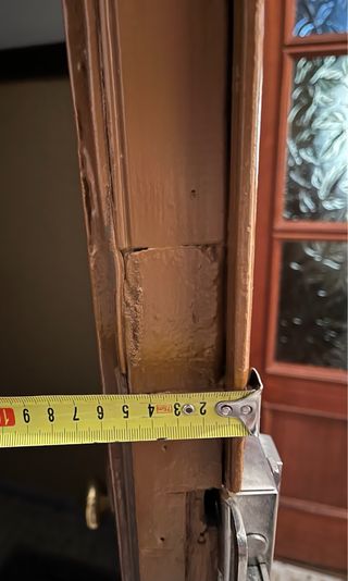 Puerta de entrada de madera mirilla,cerrojo llaves