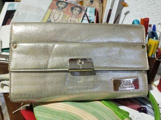 Sandalias y bolso fiesta