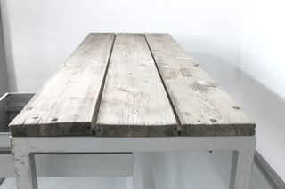Mesa industrial procedente Antiguo molino