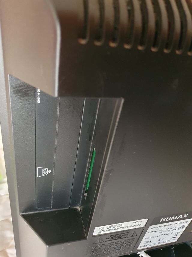 TV HUMAX LGB - 19DTT