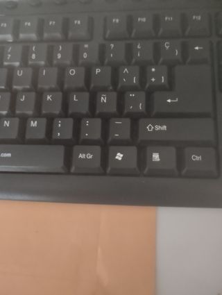 Teclado estándar con Cable USB 2.0