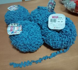 🧶lotto 29 gomitoli in mix e 10x2 ferri