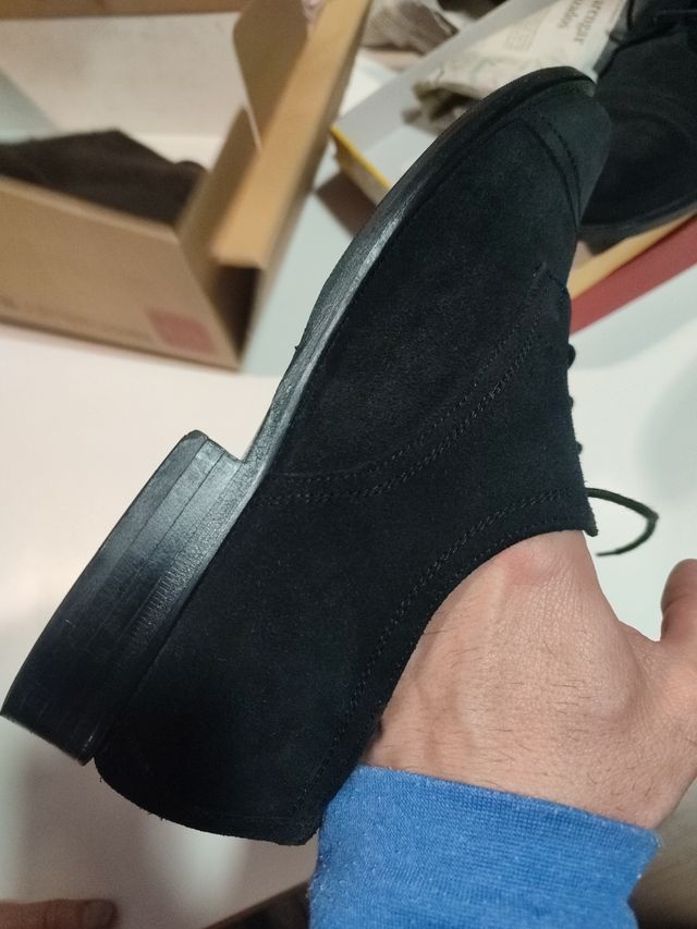 Zapato ante negro