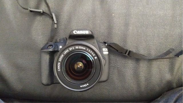Camara Canon 1200D