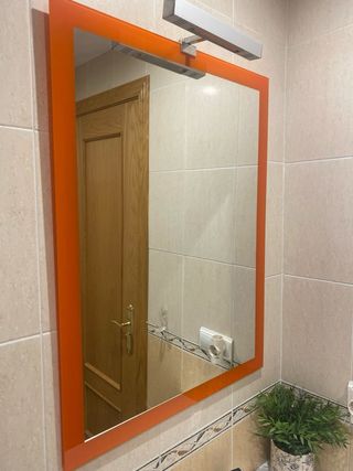 Mueble baño con espejo