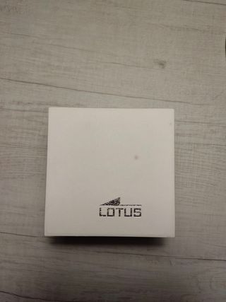 relojes lotus