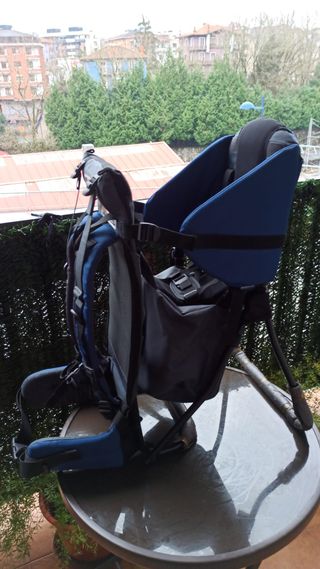 mochila porta bebés Deuter aircomfort.