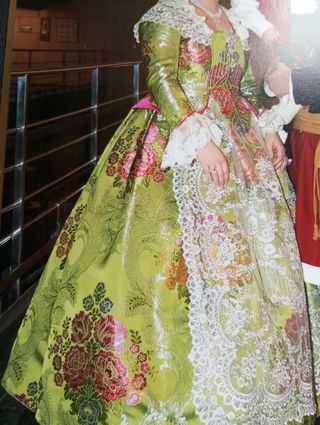 Traje de fallera