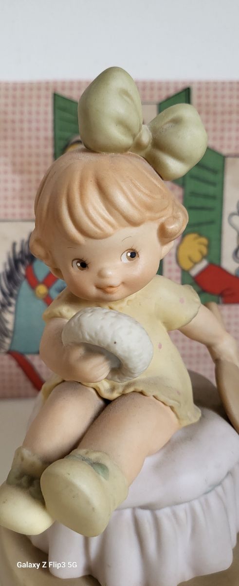 Statuina mabel Lucie