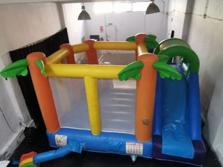 Alquiler Pista deportiva hinchable