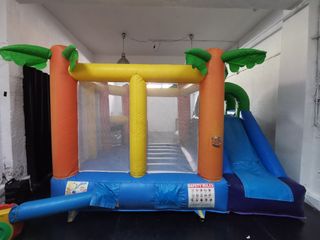 Alquiler Pista deportiva hinchable