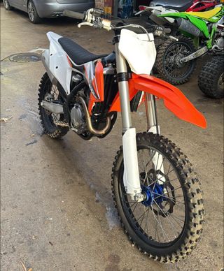 KTM SXF 250 2021.