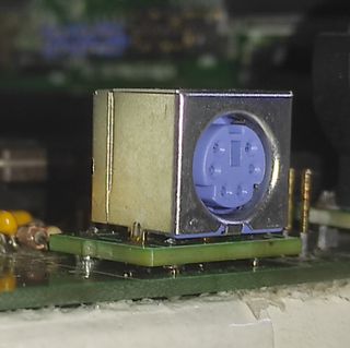 Conversor de Teclado AT para PS2 para soldar