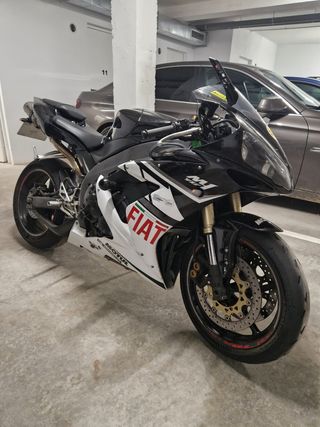 Yamaha R1 2004-2006