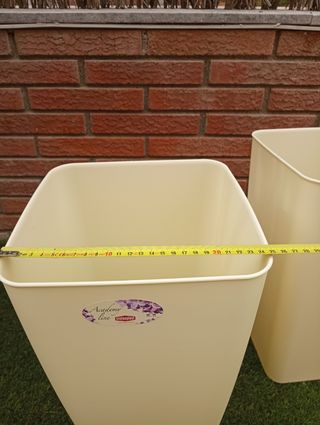 Lote 4 macetas color crema.