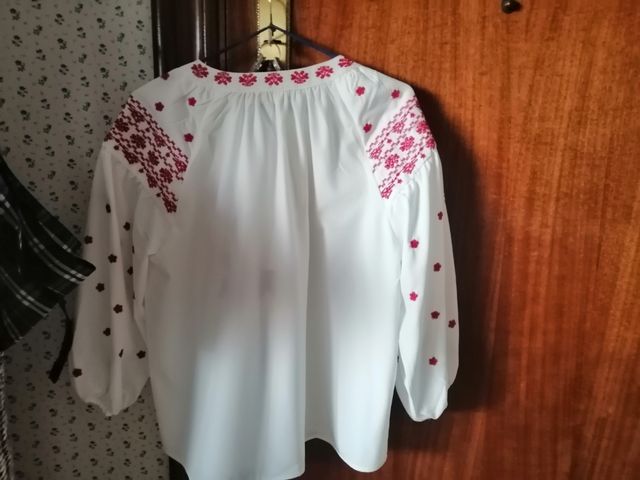 Blusa floja