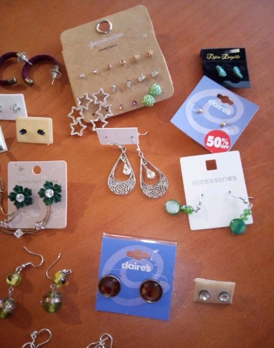 Lote bisutería anillos pendientes