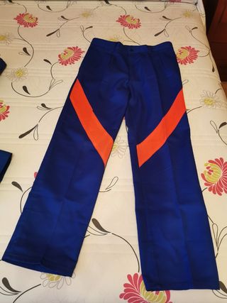 2 pantalónes de trabajo