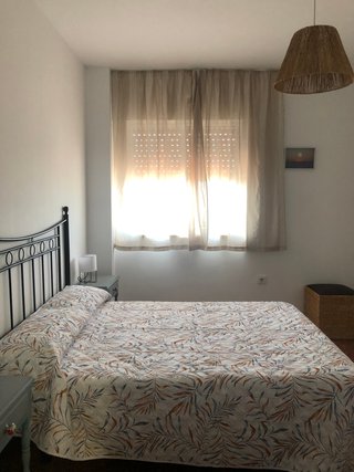 Se alquila piso julio y agosto