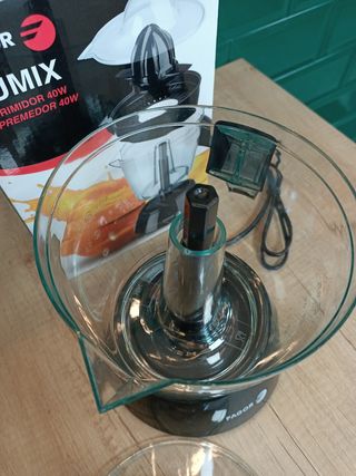 Exprimidor de Naranjas Zumix - F2 