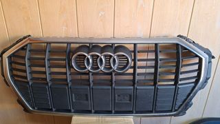 PARRILLA DE RADIADOR AUDI Q3 REF 83A853651A