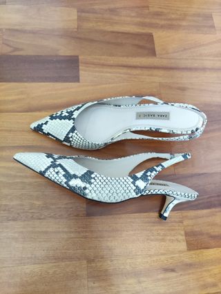 Zapatos de tacón de Zara 
