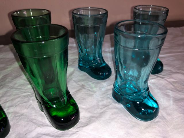 7 Bicchierini Vetro Colorati "Stivale"