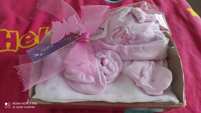 Cesta recién nacida nombre VEGA.