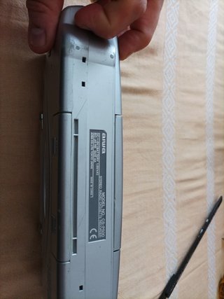 Mini stereo portatile con batteria e man