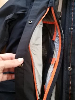 Cortavientos impermeable Parajumpers 