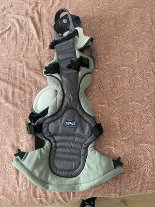 Mochila portabebes Chicco